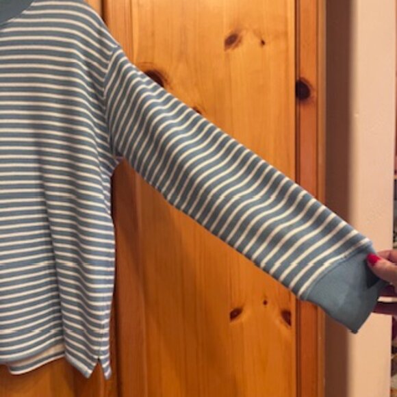 JCrew Crewneck Sweatshirt--Blue and White striped  Size XXS - Picture 2 of 6